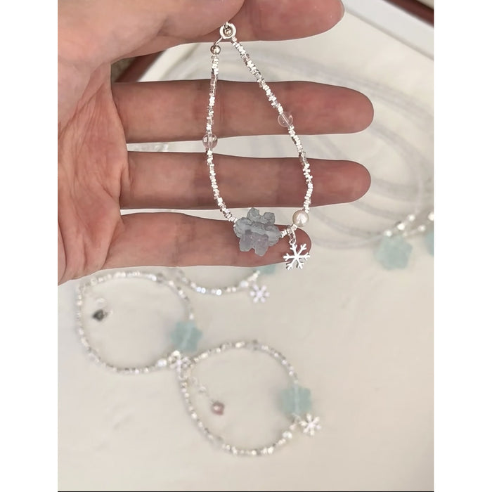 Wholesale Fragmented silver, snowflakes, pearls, exquisite personality, unique charm bracelet