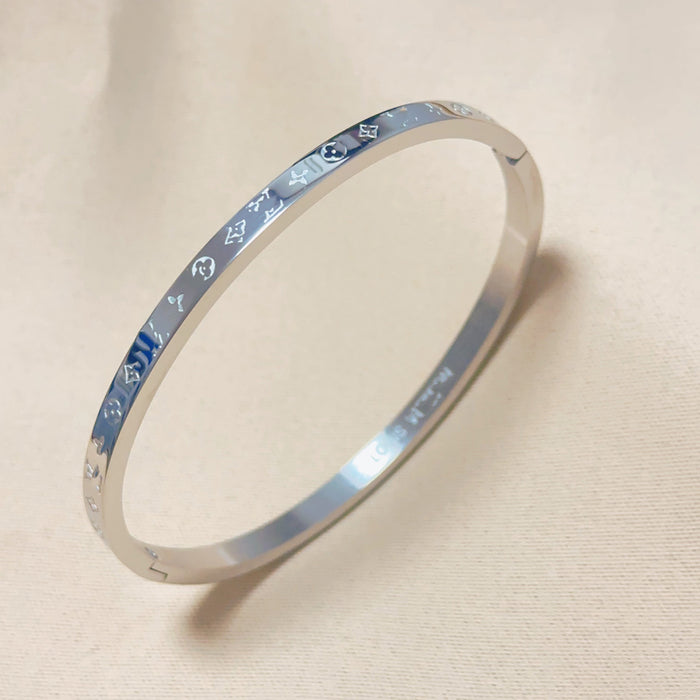 Wholesale Light Luxury Titanium Steel Bangle Bracelet Jewelry Accessory