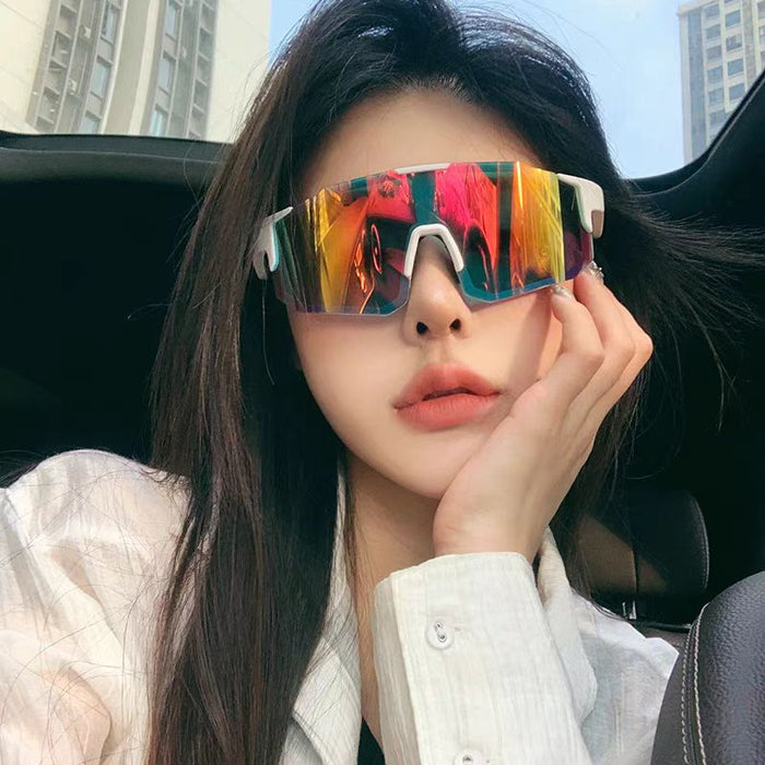 Wholesale Outdoor new sports sunglasses, windproof and UV resistant riding glasses, eye protection