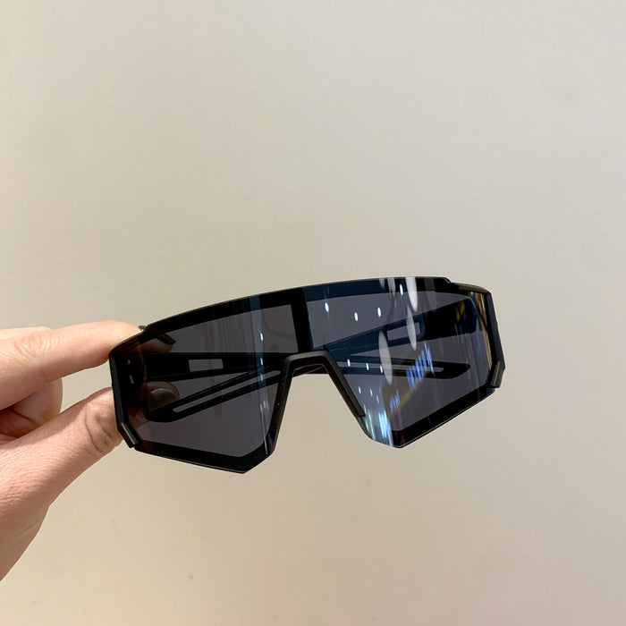 Wholesale Children's sports sunglasses, large frame skiing goggles, riding windproof glasses, boys' UV resistant cool sunglasses