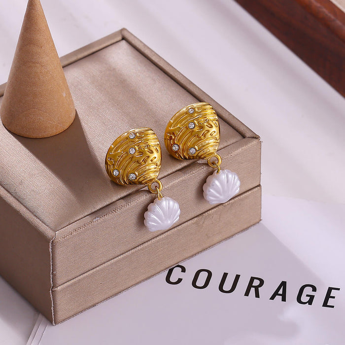 Wholesale Stainless Steel Pearl Shell Earrings Vintage Light Luxury Jewelry