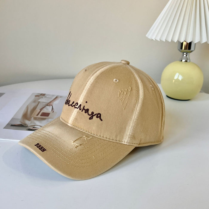 Wholesale New versatile baseball cap with enlarged and deepened high-end feel, perforated soft top duckbill cap, thin design