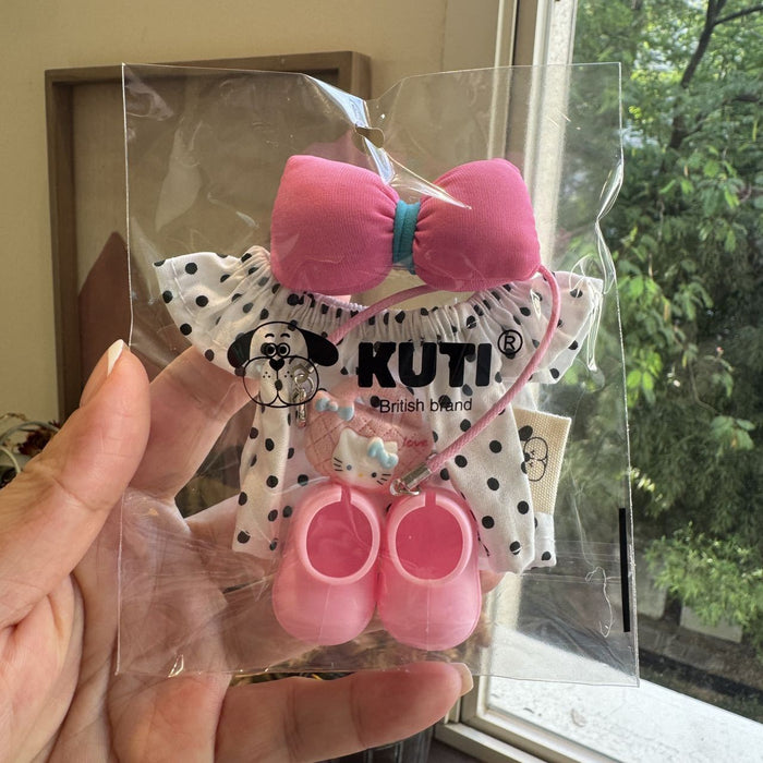 Wholesale Clothes,  doll accessories,  bows,  polka dot skirts,  shoes,  bags,  raglan clothes