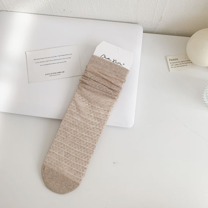 Wholesale New hollow mesh breathable thin socks with middle tube stacking