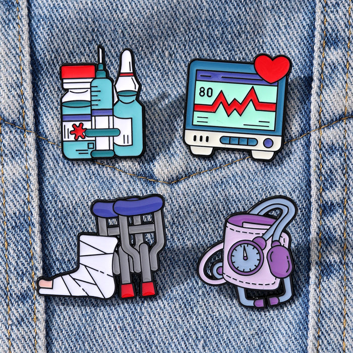 Wholesale Medical series cartoon cute badge pin alloy jewelry accessories