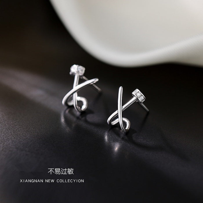 Wholesale Silver needle crossed earrings, light luxury earrings, niche design