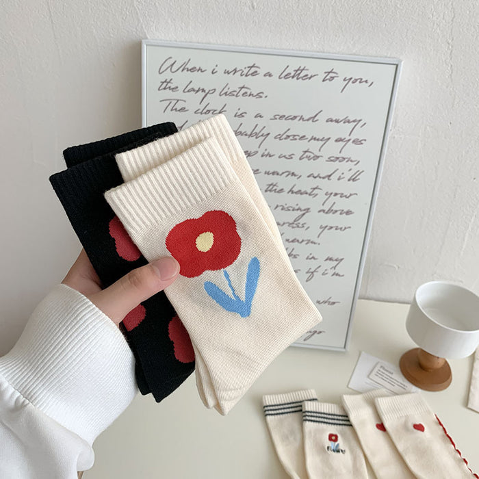 Wholesale Socks with small flower embroidery in the middle tube, versatile and trendy stacking socks