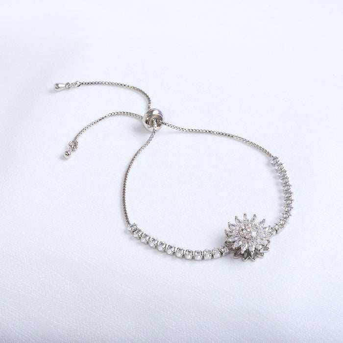 Wholesale Necklace, sunflower, new diamond studded ring, rotatable collarbone chain accessory