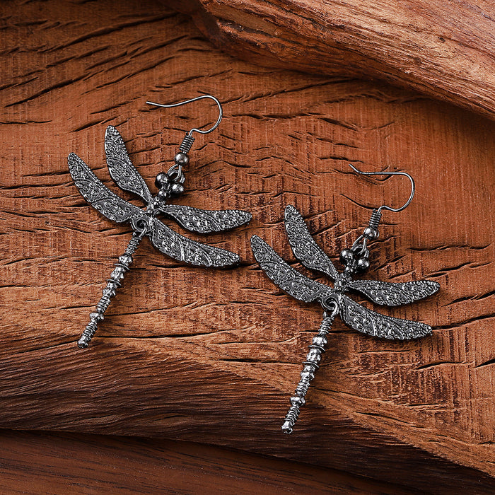 Wholesale Creative,  stylish,  and retro dragonfly pendant Earrings