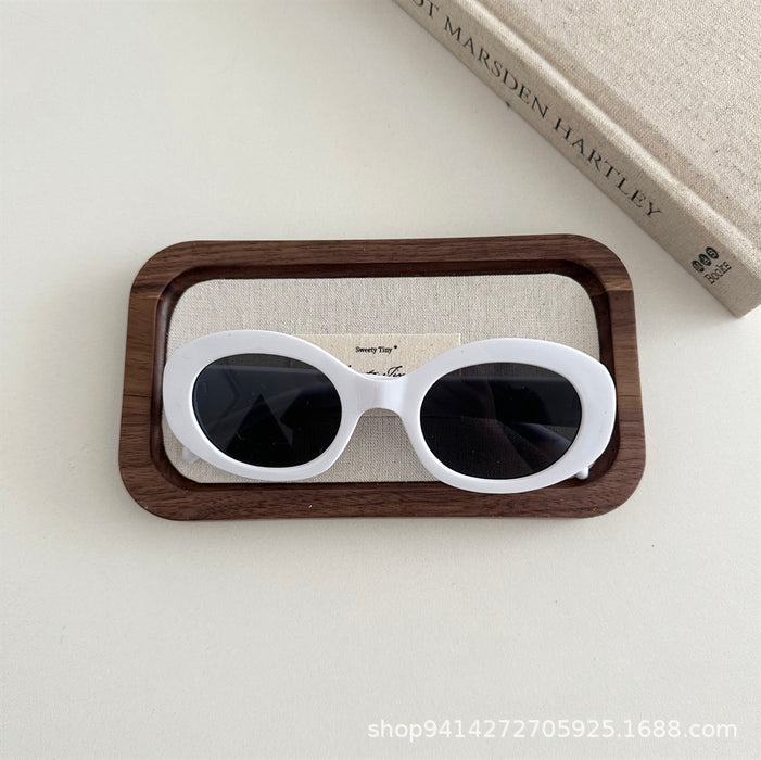 Wholesale New retro oval frame sunscreen sunglasses for outdoor travel with a high-end feel