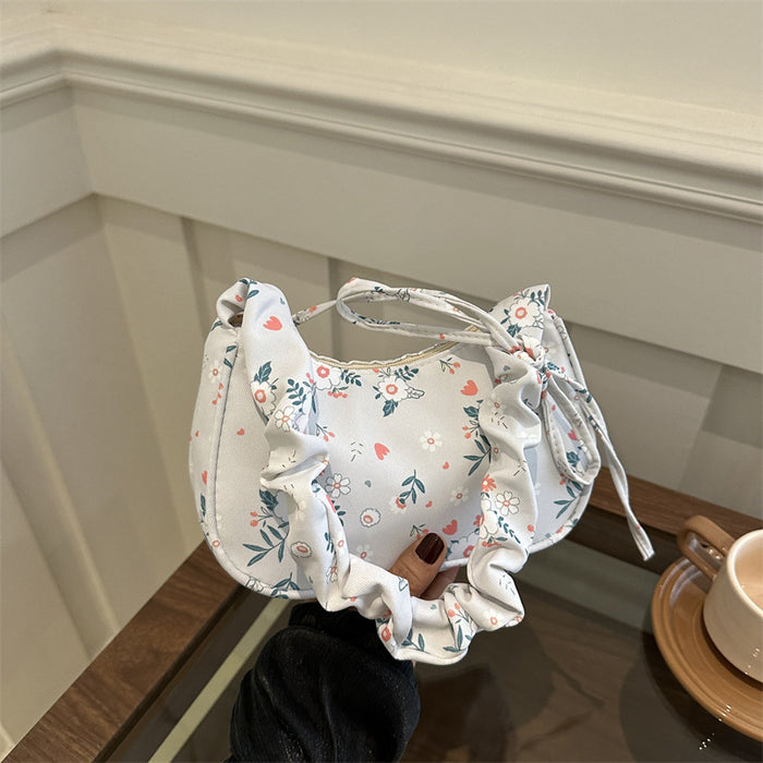 Wholesale Versatile pleated handbag, fashionable flower shoulder bag