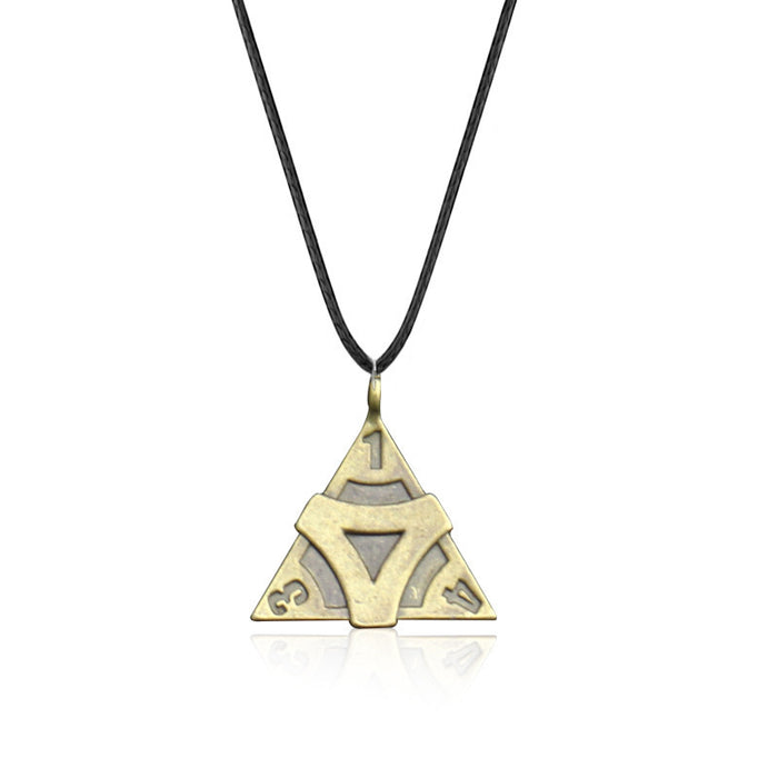 Wholesale Four sided dice triangle three-dimensional alloy keychain necklace pendant retro accessory