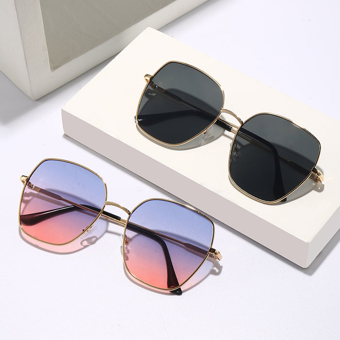 Wholesale Sunglasses Women's  UV-resistant Sunglasses Gradient Large Frame Metal Sunglasses