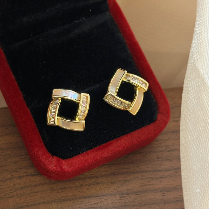 Wholesale Geometric square earrings with new temperament, high-end earrings, exquisite earrings with bone studs