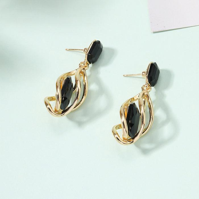 Wholesale Personalized design of jewelry, silver needle zircon earrings, versatile and diamond studded earrings