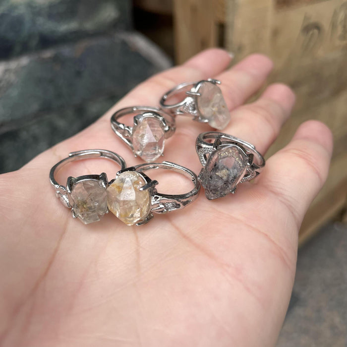 Wholesale Natural sparkling diamond crystal ring with adjustable opening, simple and fashionable wholesale