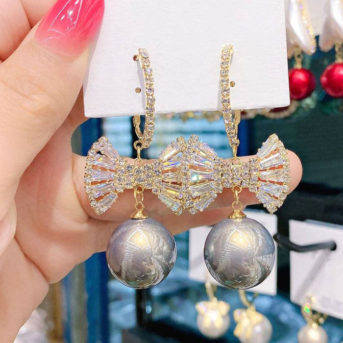 Wholesale Butterfly design earrings, fashionable pearl earrings