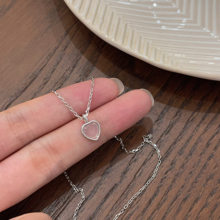 Wholesale New temperament love necklace collarbone chain