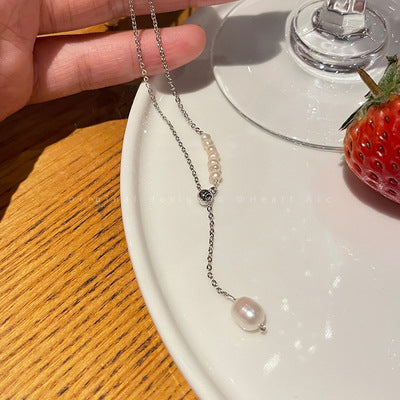 Wholesale Pearl pendant necklace, feminine temperament, niche high-end design, collarbone chain, simple retro versatile neck chain