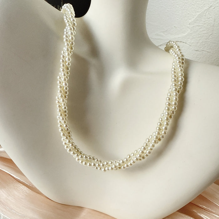 Wholesale Baroque Pearl Necklace for Women Multi-Layered Twist Clavicle Chain, Bestie Necklace