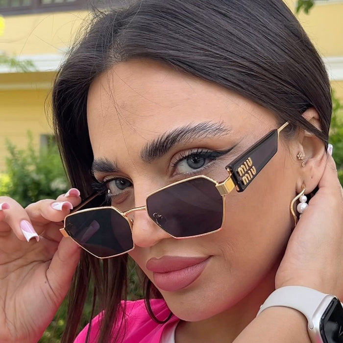 Wholesale Same style metal full frame sunglasses with personalized hollow out glasses