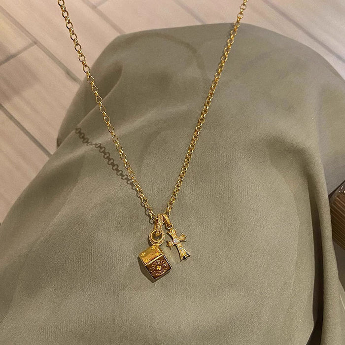 Wholesale Stylish,  versatile,  and exquisite cross necklace