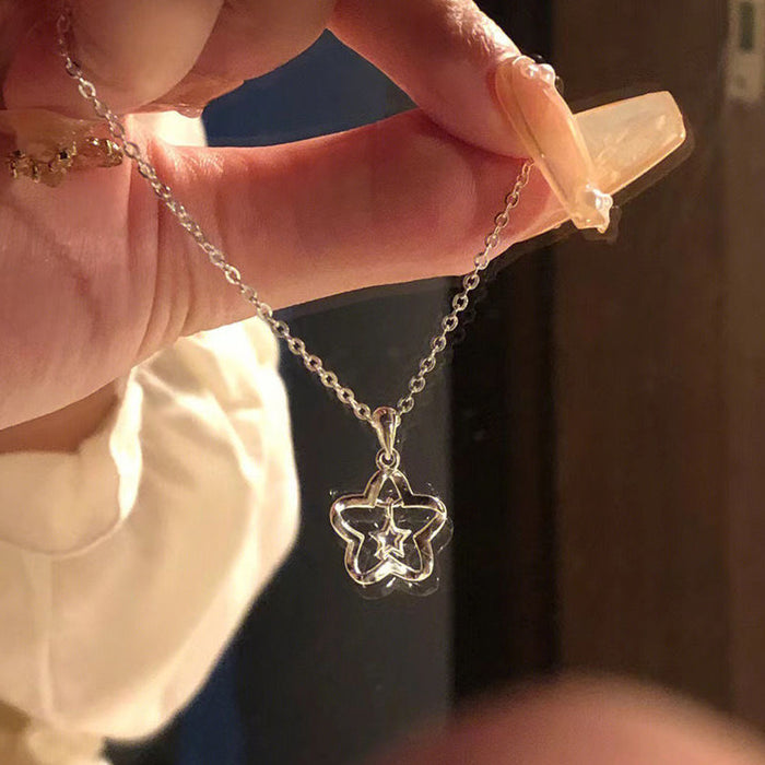 Wholesale New pentagram pendant with niche design, light luxury hollowed out star necklace, sweater, collarbone, necklace