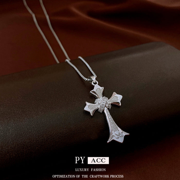 Wholesale Zircon cross pendant necklace, versatile collarbone chain, niche high-end fashion accessories wholesale