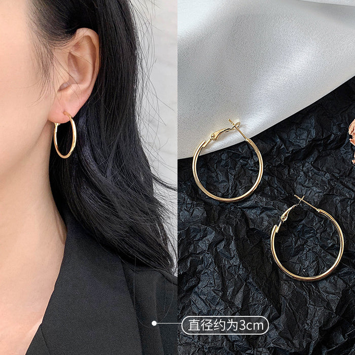Wholesale Pure silver earrings with large circles, plain circles, and high-end feel. Round circle earrings