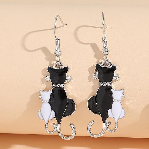 Wholesale Black and White Cat with Diamonds Earrings JDC-ES-SaIP109