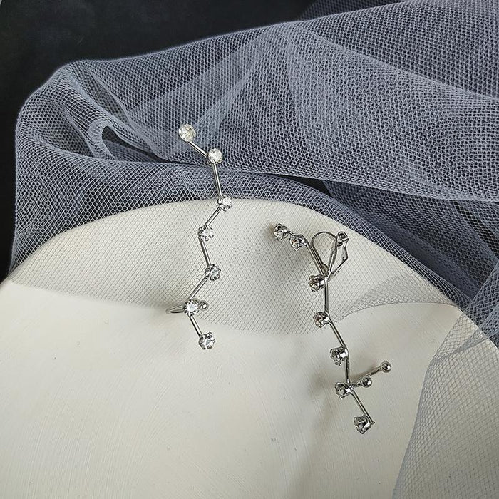 Wholesale Silver Needle Earnail Sparkling Diamond Earpiece Single