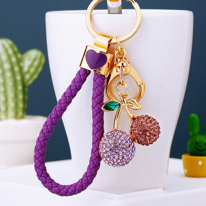 Wholesale Diamond studded car keychain pendant, metal keychain ring, cute and creative