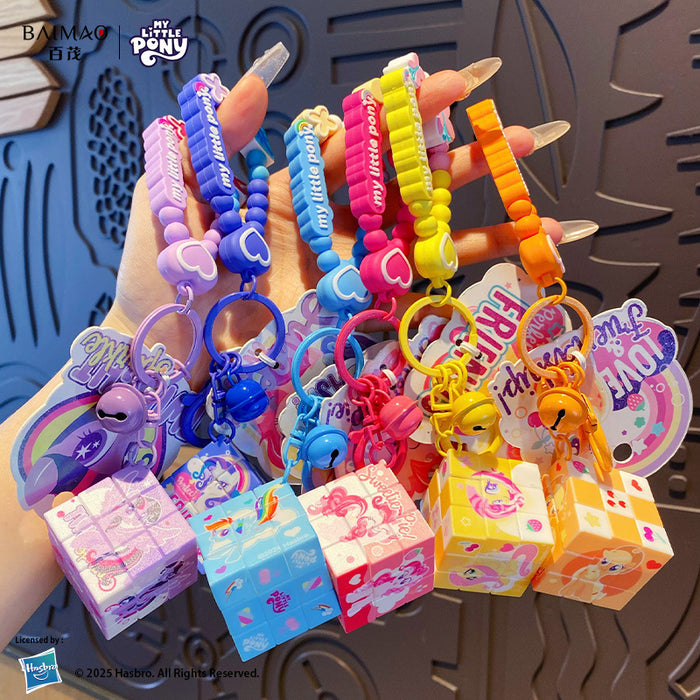 Wholesale Magic Cube Keychain Creative Mini Third Stage Decompression Puzzle Keychain Backpack Pendant