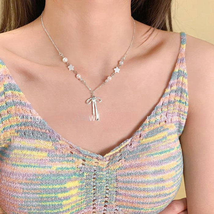 Wholesale New Butterfly Knot Pearl Necklace Neck Chain Clavicle Chain Style Light Luxury Jewelry