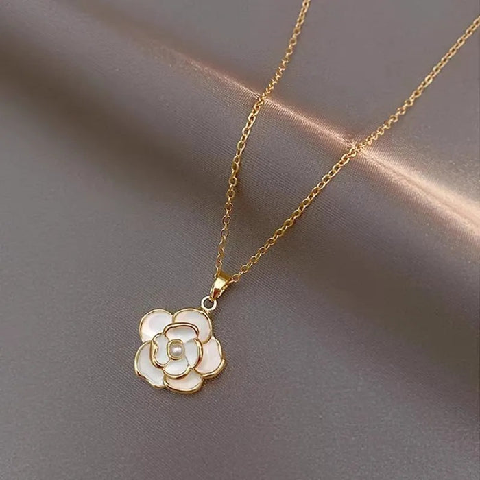 Wholesale Copper Camellia Necklace Women's New Bead Pendant Clavicle Chain