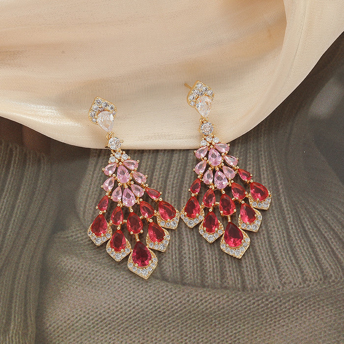 Wholesale Feather tassel earrings, retro fashion earrings, niche high-end, exaggerated earrings