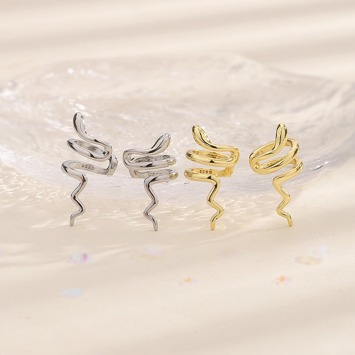 Wholesale Ear clip without ear hole, street style personalized creativity, smooth lines wrapped around small snake ear bone clip, ear hook