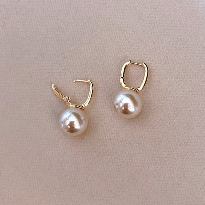 Wholesale pearl earrings women's elegant temperament design ear buckle earrings