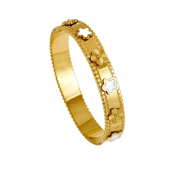 Wholesale Titanium steel five-leaf clover gold-plated bracelet