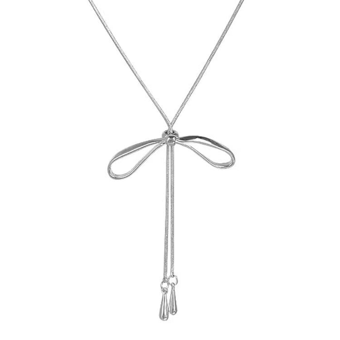 Wholesale Silver bow necklace for women, simple and cool style, long accessory with temperament, collarbone chain