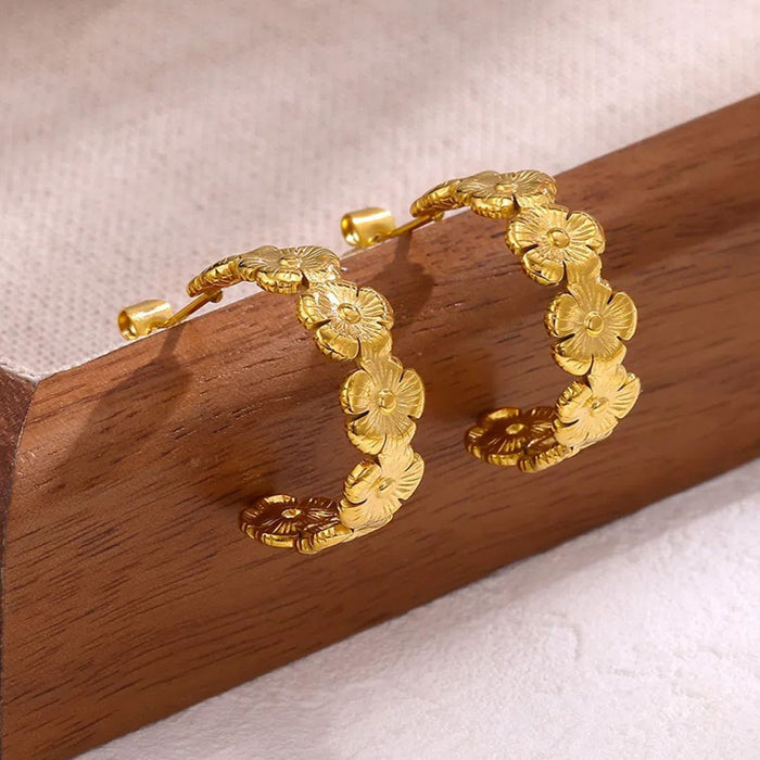 Wholesale Niche C-shaped floral earrings,  stainless steel,  light luxury,  fashionable,  high-end feeling