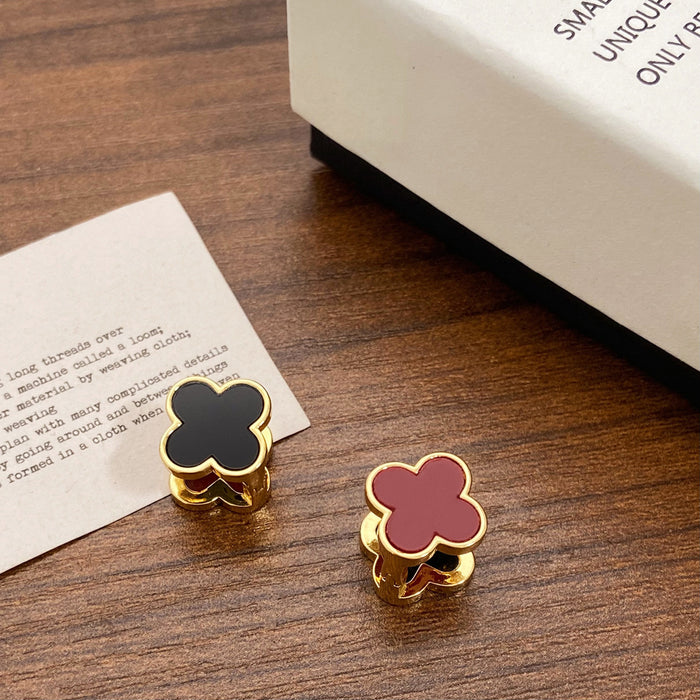 Wholesale Black Lucky Flower Small and Exquisite Stud Earrings
