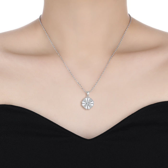 Wholesale Flower Clavicle Chain Pendant Elegant Fashion Internet Celebrity Rotating Zircon Necklace Women