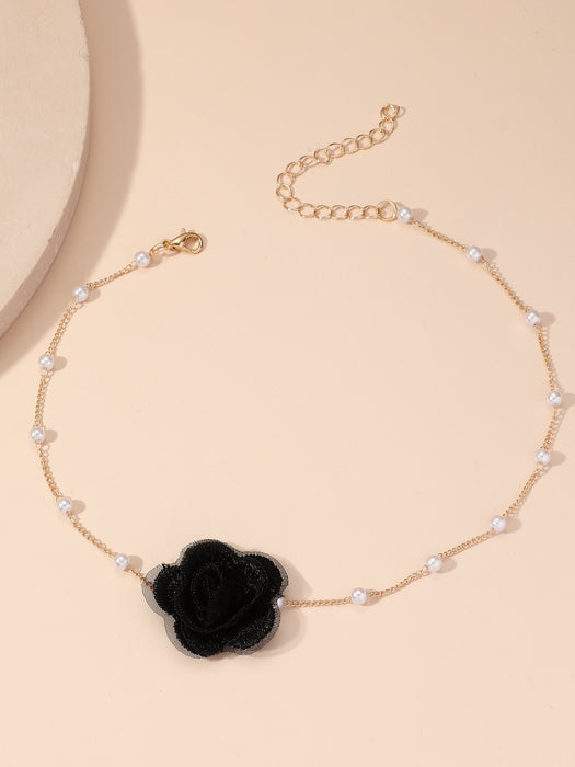 Wholesale Sweet retro flower necklace, fashionable collarbone necklace, new pearl flower necklace