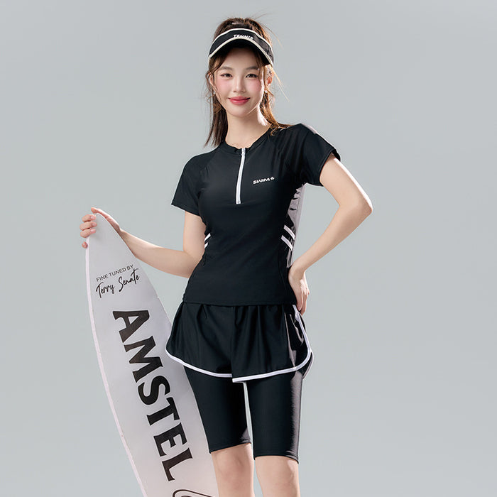 Wholesale Swimsuit two-piece set with five piece pants, sporty and conservative color blocking