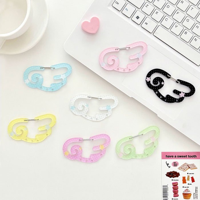 Wholesale Original Wave Point Wings Star Mountaineering Buckle Acrylic Pendant Keychain Bag Hanging Decorative Buckle