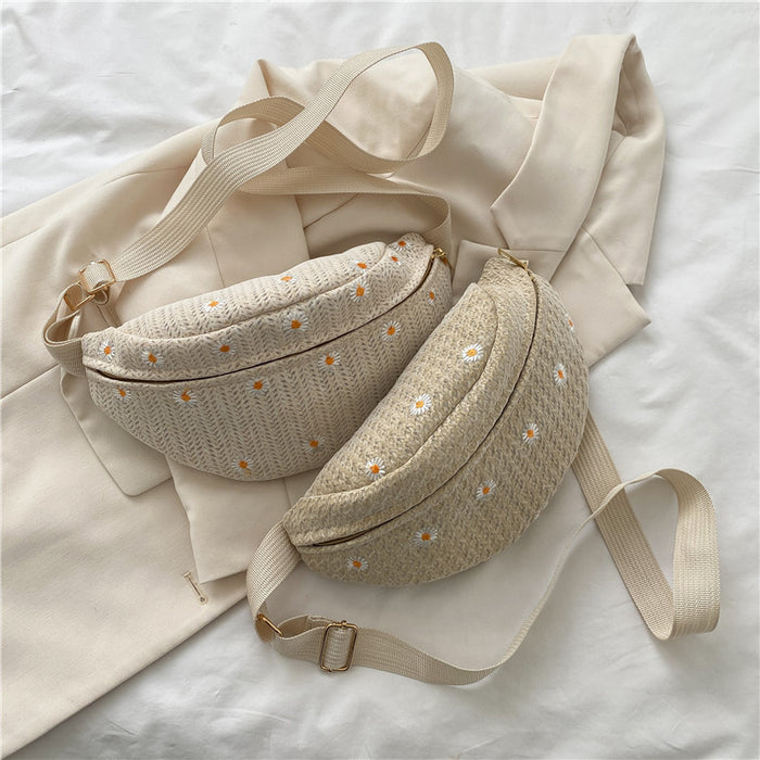 Wholesale Versatile Western style small bag, fashionable crossbody chest bag, popular waist bag