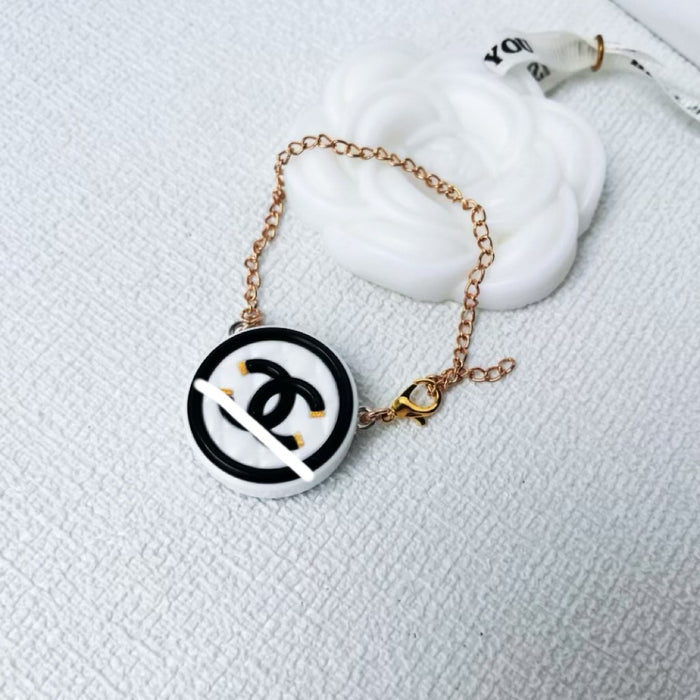 Wholesale Clothes Accessible Cute black and white skirt suit for three generations