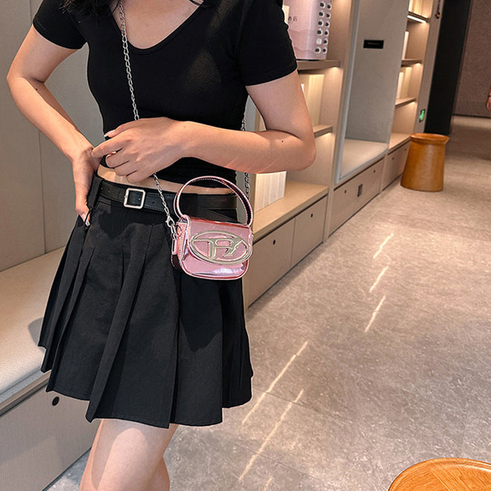 Wholesale New children's bag with glossy patent leather mini saddle bag, stylish women's chain crossbody bag, red envelope at the mouth