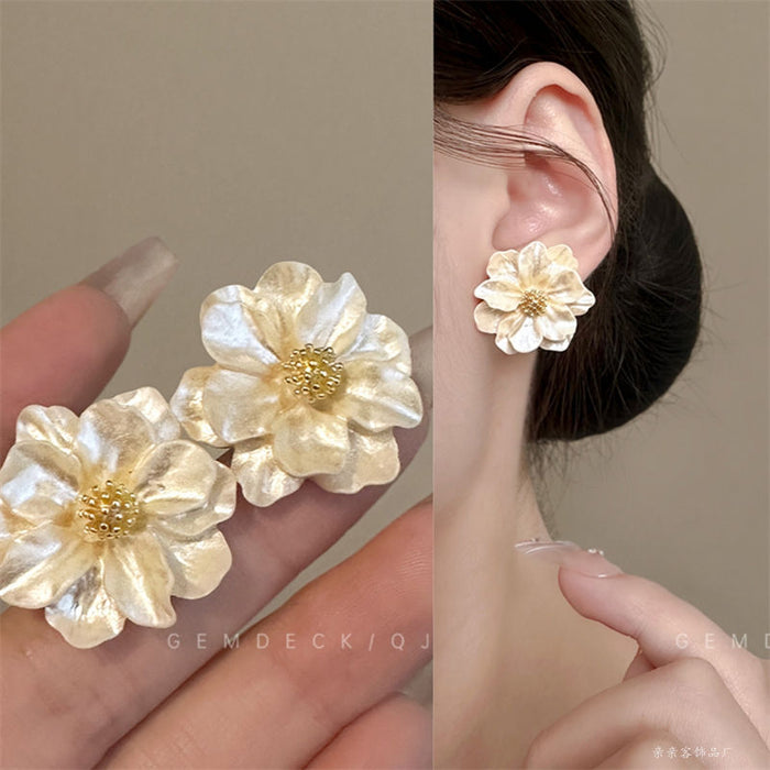 Wholesale Camellia Ear Stud Women's Artistic Earrings 2025 New Style